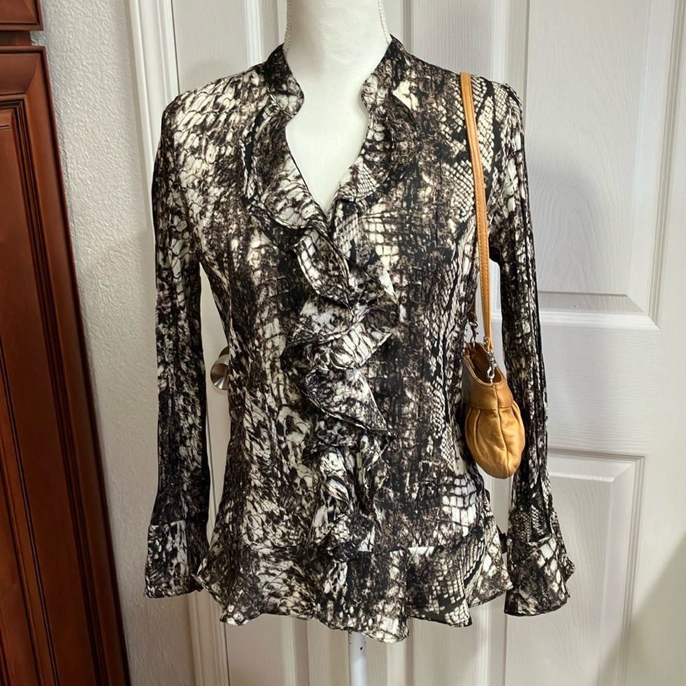 Y2k Style&Co Black/cream and brown Ruffled Flutter snake Sleeve Blouse Size:8P